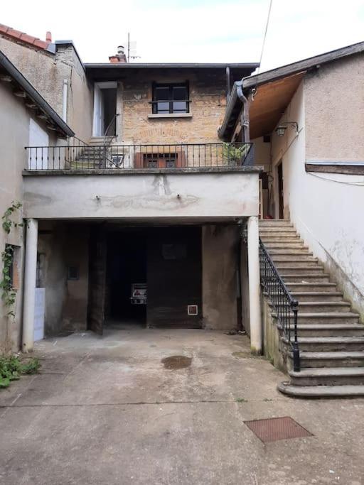 Gite Le Haut Des Maraichers Albigny-sur-Saone Exteriör bild
